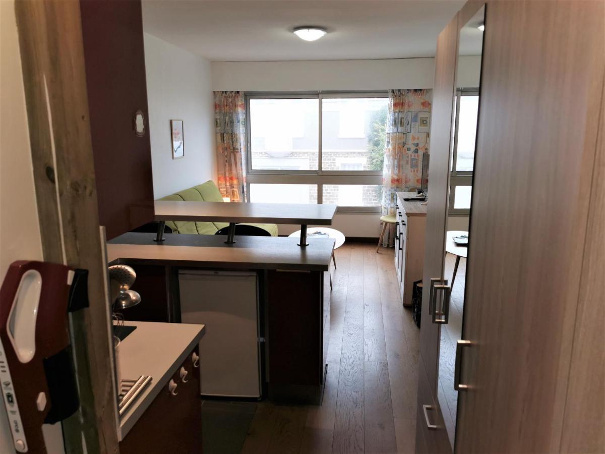 Residence Les Pins เลส์ซาบล์-โดล็อนน์ ภายนอก รูปภาพ
